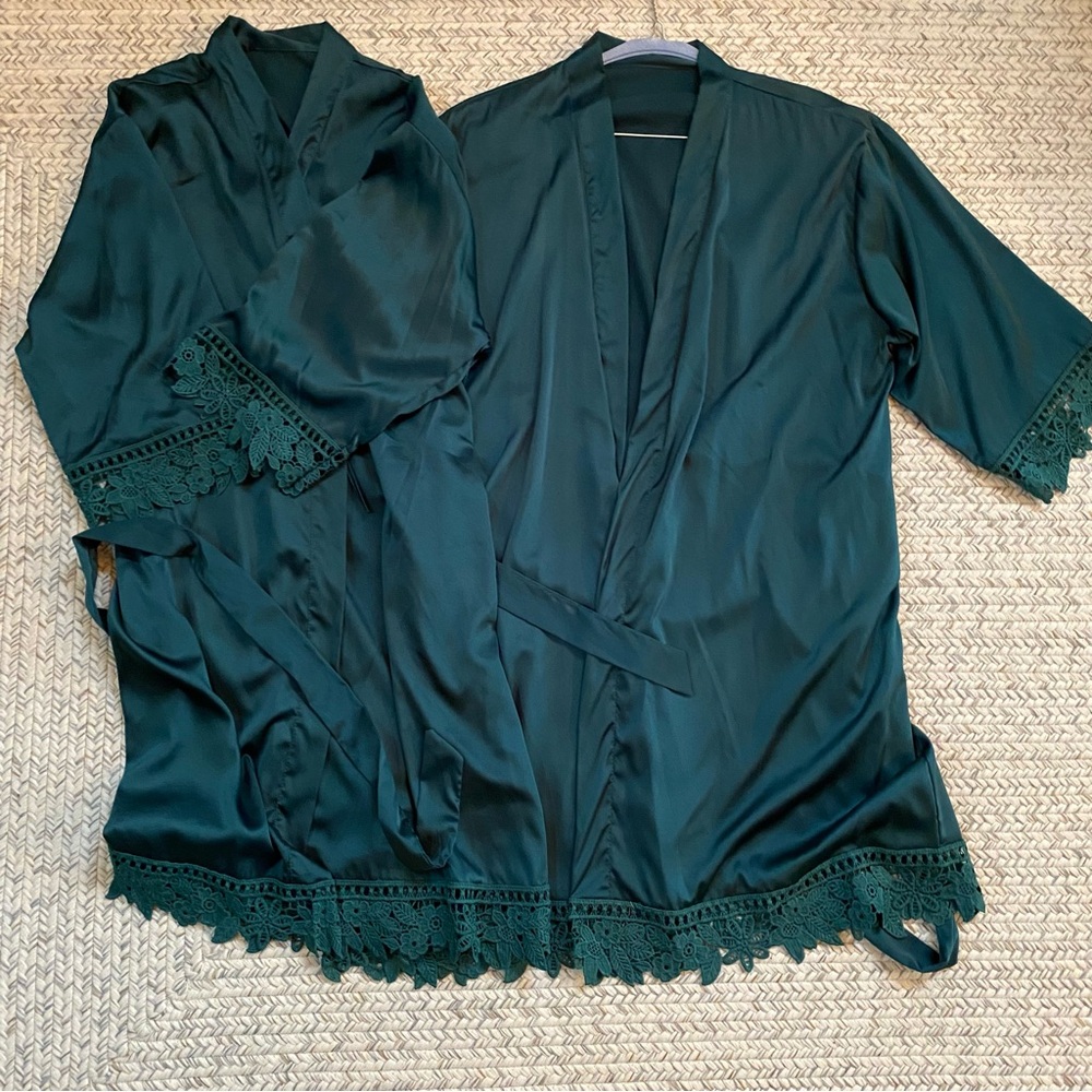 Emerald Green Lace Robe Satin Robe - Picture 6 of 7
